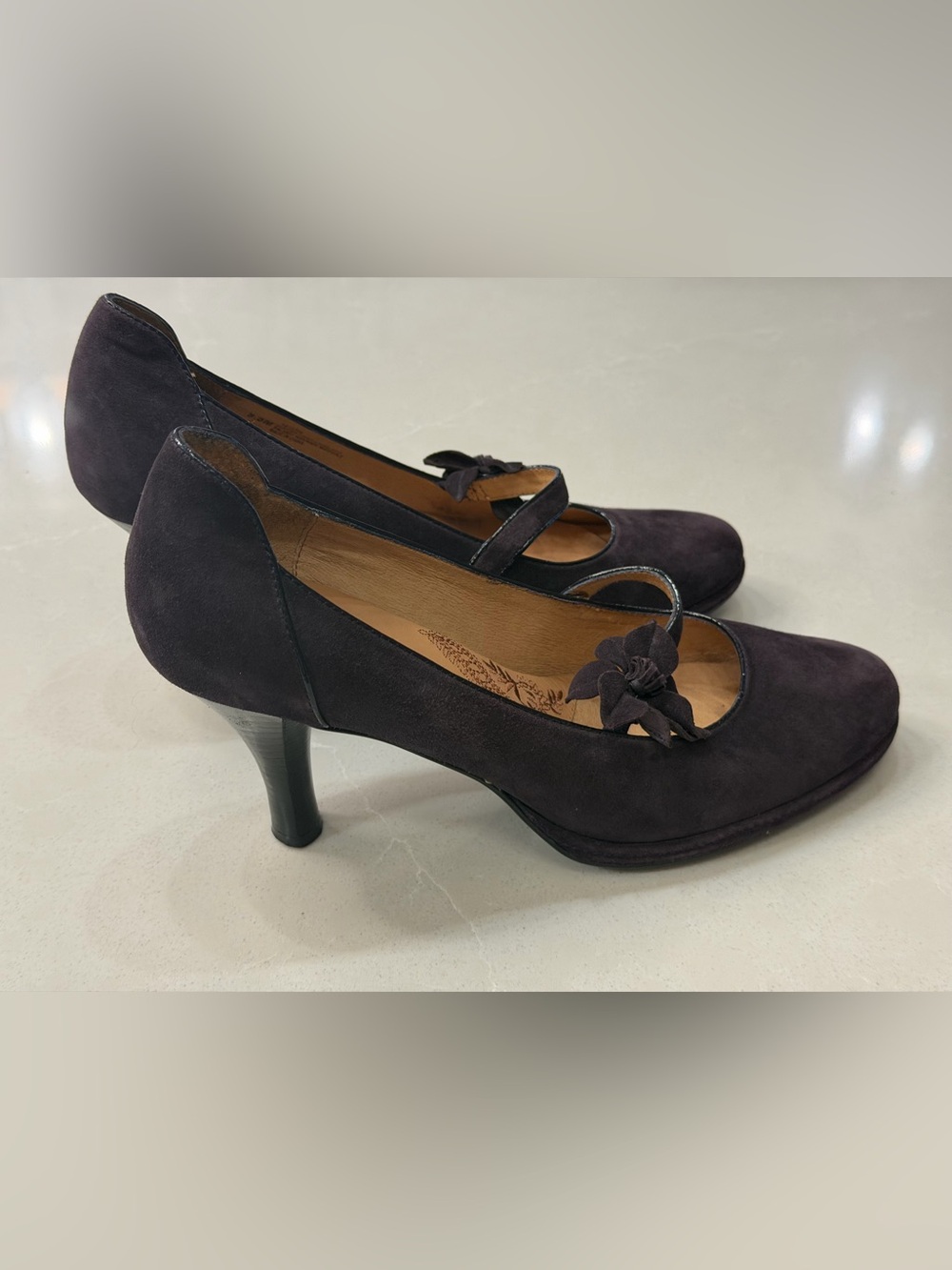 Söfft Purple Suede Mary Jane Pumps Flower Strap Heels Comfort Dress Shoes 9.5M